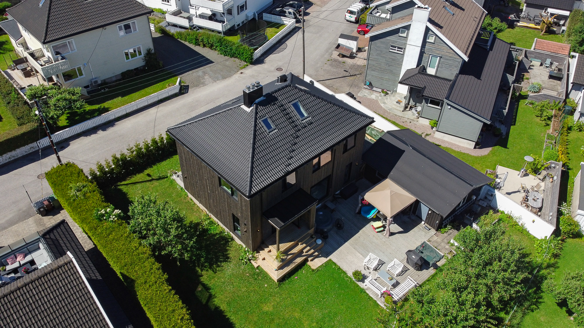 Renoveringen startet i november 2021. Familien kunne flytte inn i mai 2022.